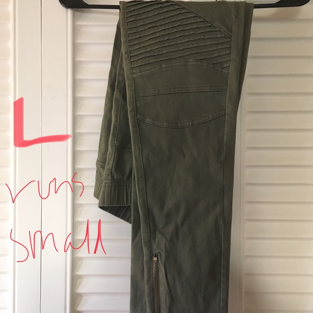 Olive moto leggings